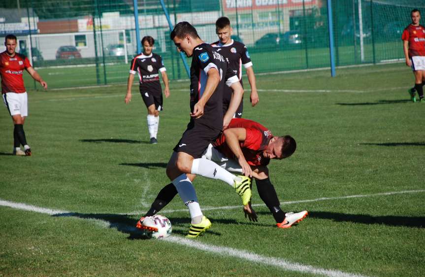 Mecz IV ligi podkarpackiej Czarni 1910 Jasło - Głogovia Głogów Małopolski 3-0