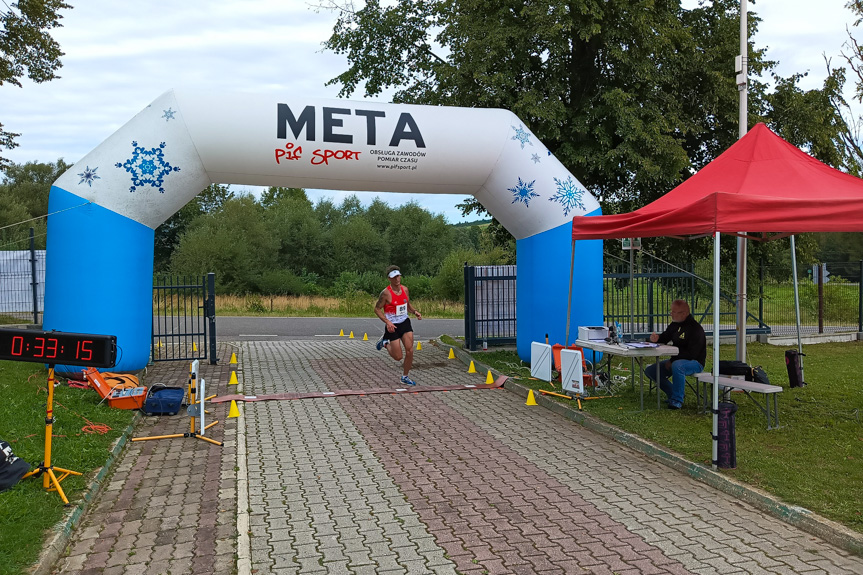 Mistrzostwa strażaków w biegu górskim w Ożennej
