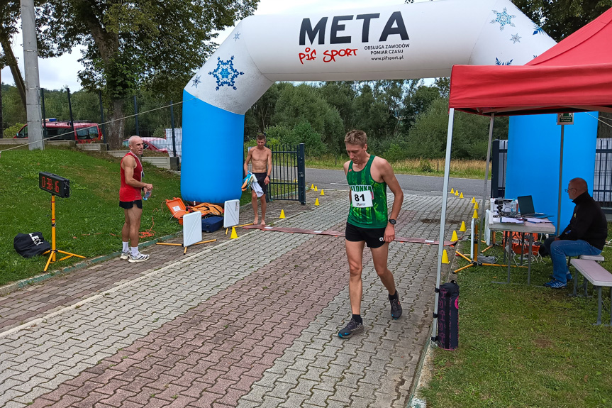 Mistrzostwa strażaków w biegu górskim w Ożennej