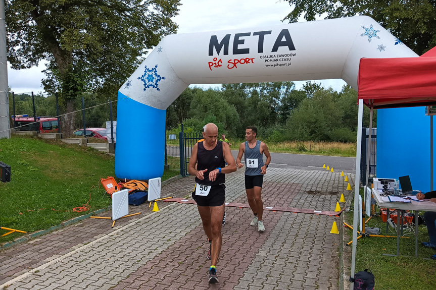 Mistrzostwa strażaków w biegu górskim w Ożennej