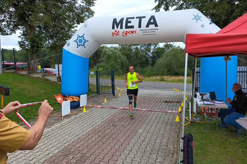 Mistrzostwa strażaków w biegu górskim w Ożennej