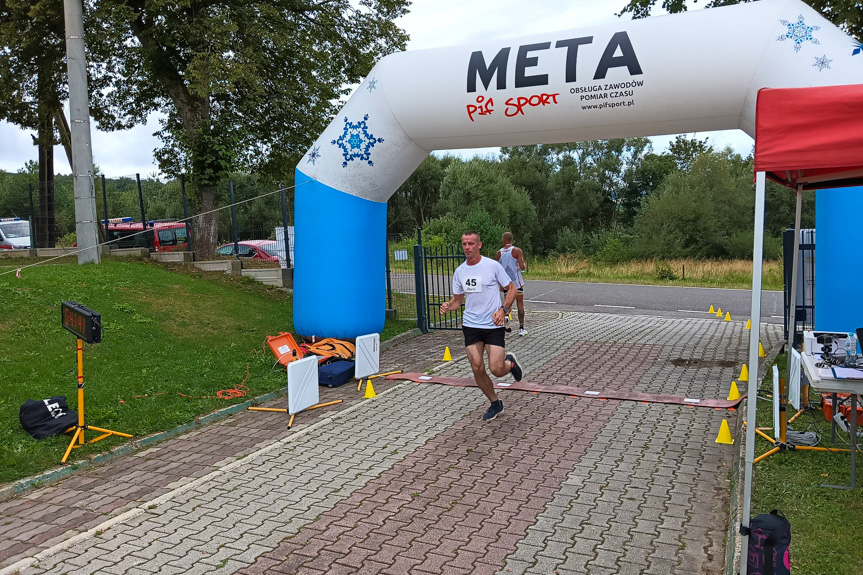 Mistrzostwa strażaków w biegu górskim w Ożennej