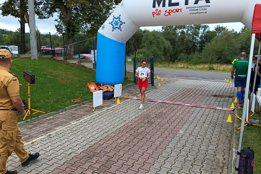 Mistrzostwa strażaków w biegu górskim w Ożennej
