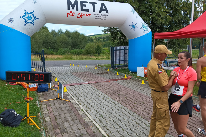 Mistrzostwa strażaków w biegu górskim w Ożennej
