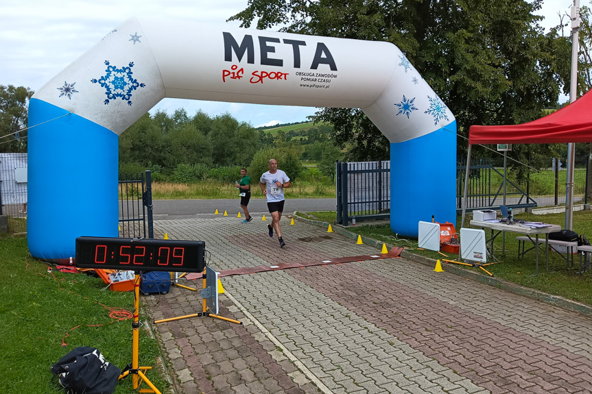 Mistrzostwa strażaków w biegu górskim w Ożennej