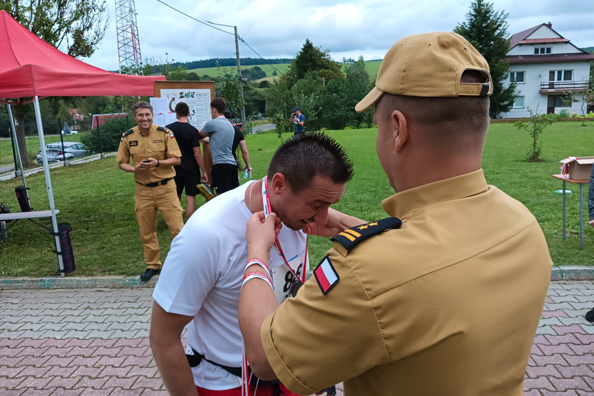 Mistrzostwa strażaków w biegu górskim w Ożennej