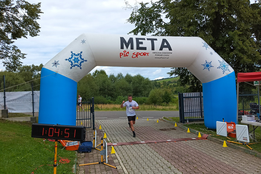 Mistrzostwa strażaków w biegu górskim w Ożennej