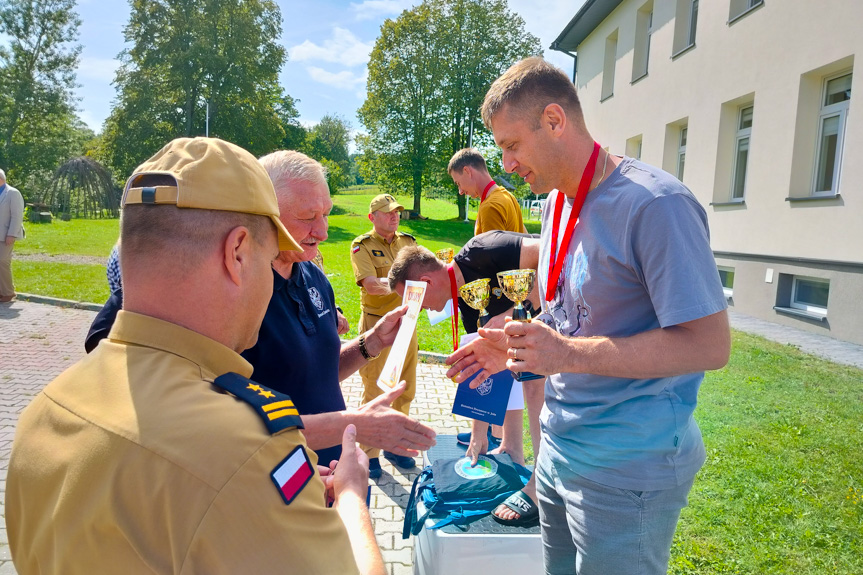 Mistrzostwa strażaków w biegu górskim w Ożennej