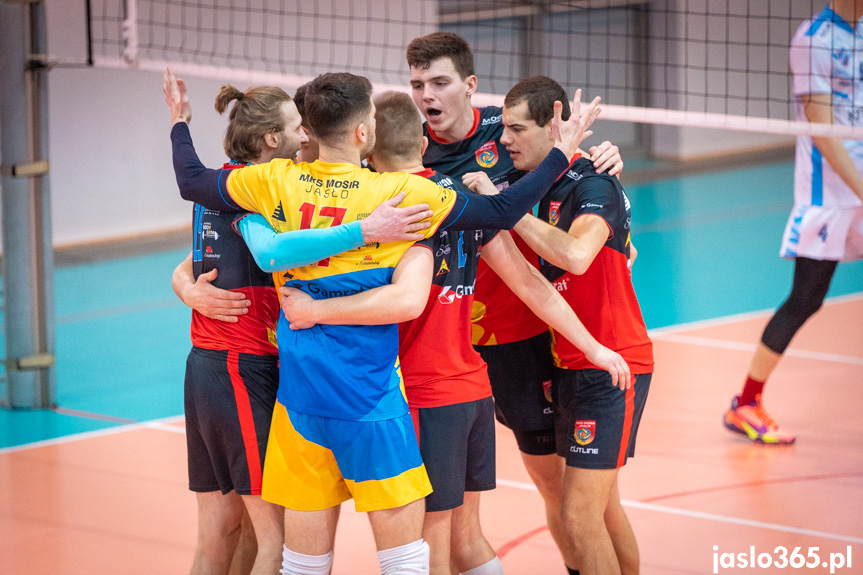 MKS Gamrat-MOSiR Jasło - Karpaty Krosno Glass KPU w Krośnie 3:2