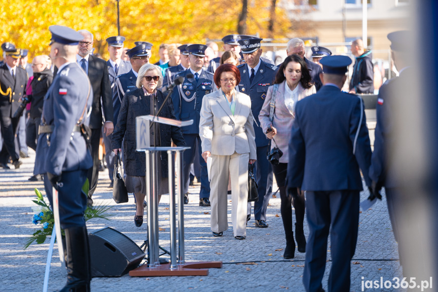 Nadanie sztandaru Zakładowi Karnemu w Jaśle
