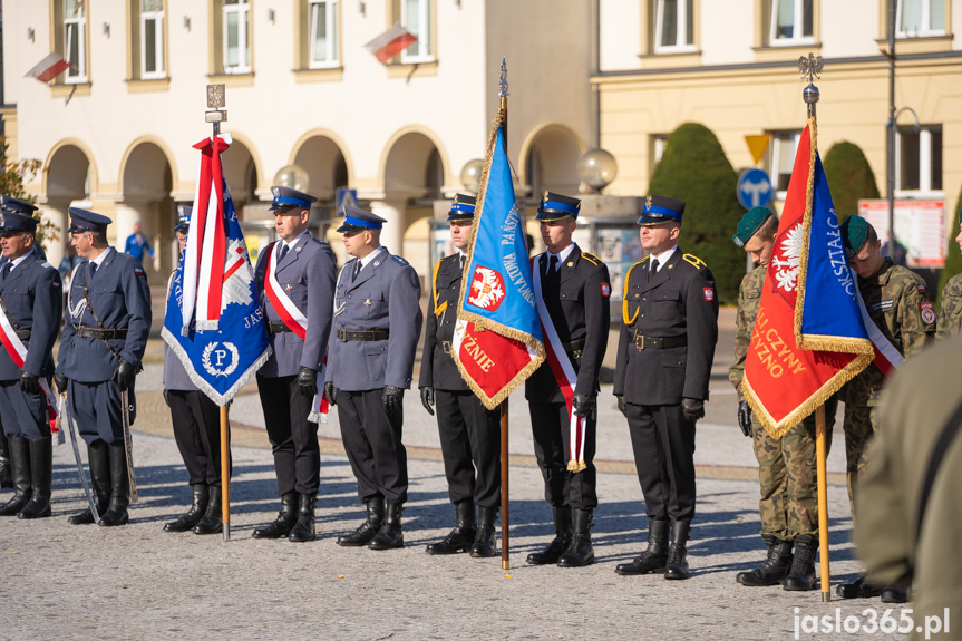 Nadanie sztandaru Zakładowi Karnemu w Jaśle