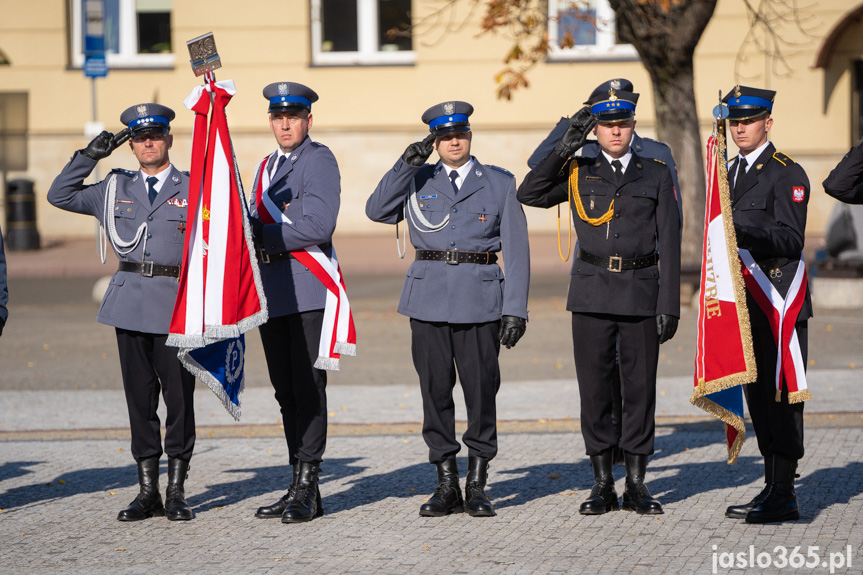 Nadanie sztandaru Zakładowi Karnemu w Jaśle