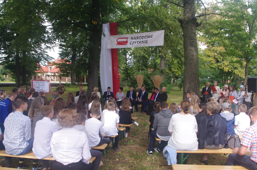 Narodowe Czytanie w Skołyszynie