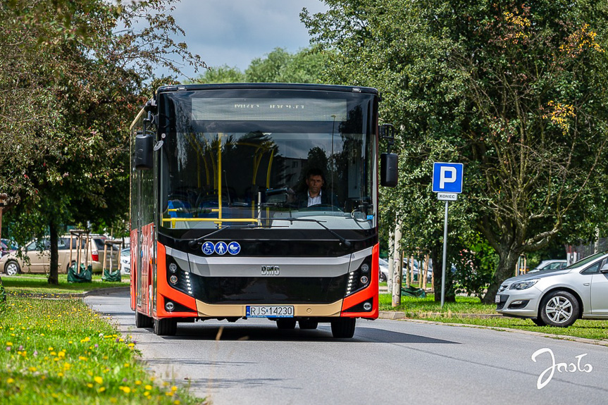 Nowe autobusy na ulicach Jasła