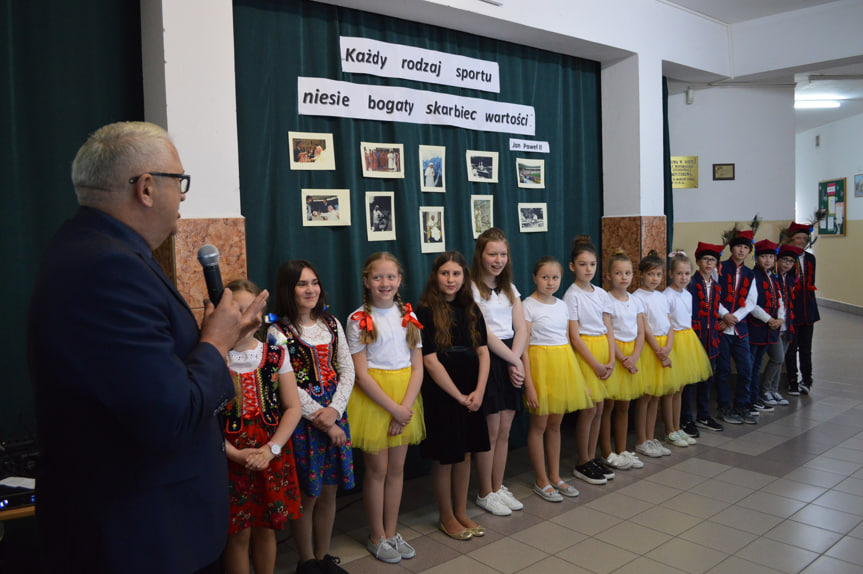 Nowe boisko sportowe w Szkole Podstawowej w Niepli