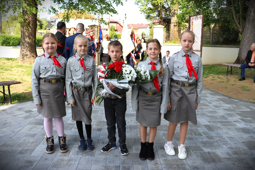 Obchody 3 maja w Dębowcu