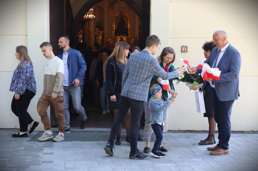 Obchody 3 maja w Dębowcu