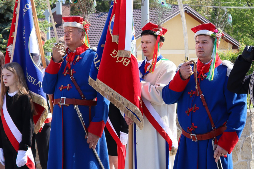 Obchody 3 maja w Dębowcu