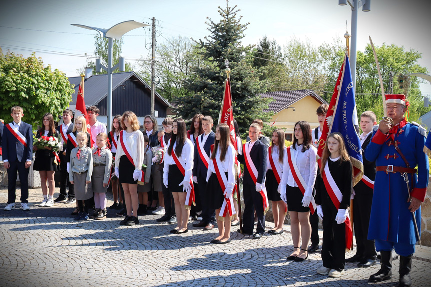 Obchody 3 maja w Dębowcu