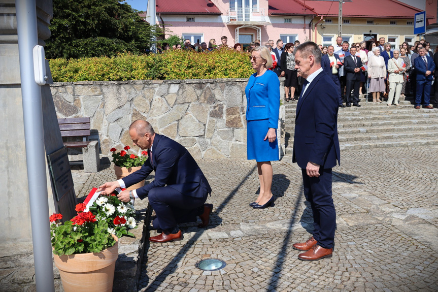 Obchody 3 maja w Dębowcu