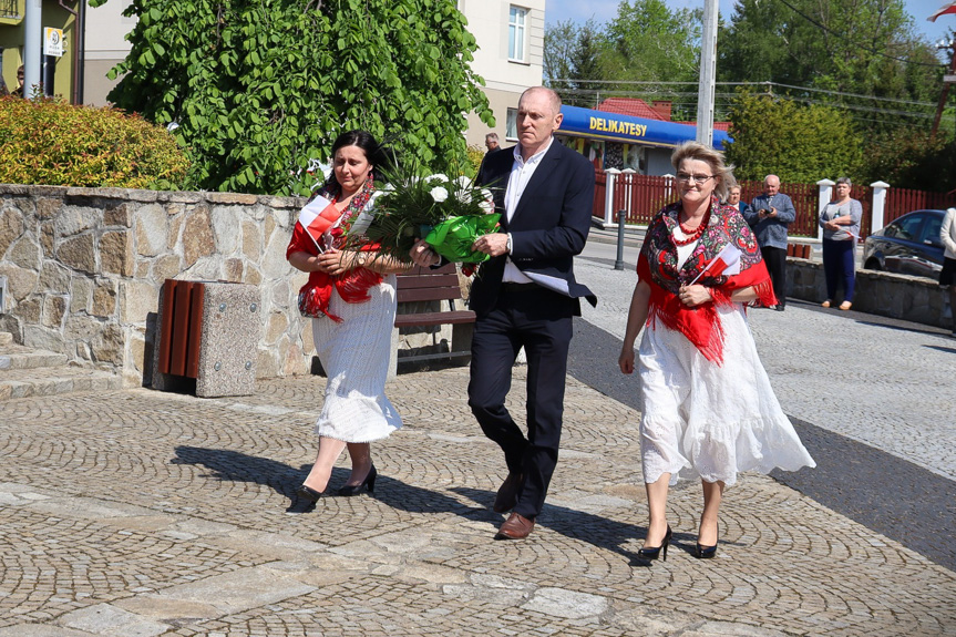 Obchody 3 maja w Dębowcu