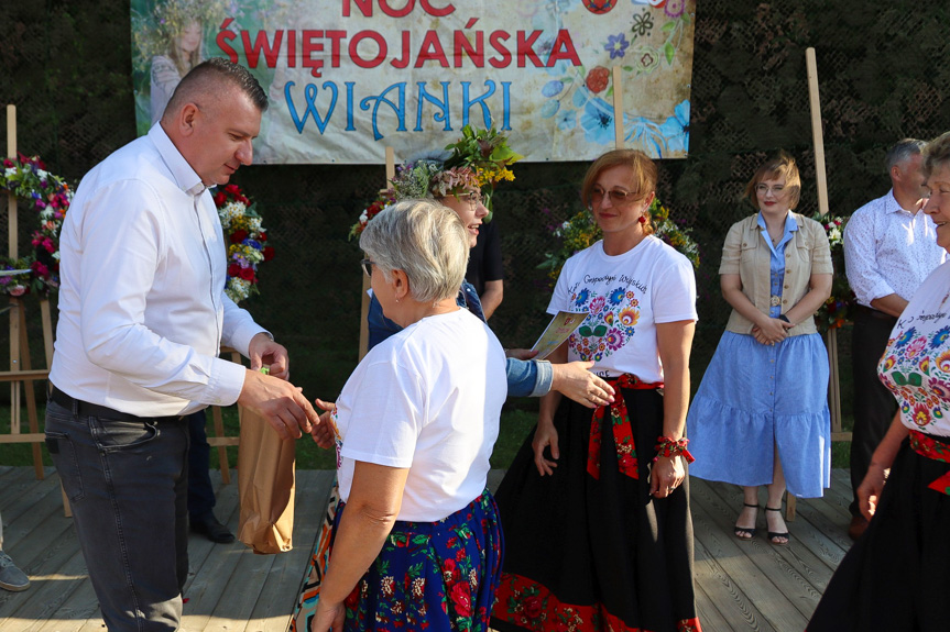 Obchody Nocy Świętojańskiej w Dobrucowej
