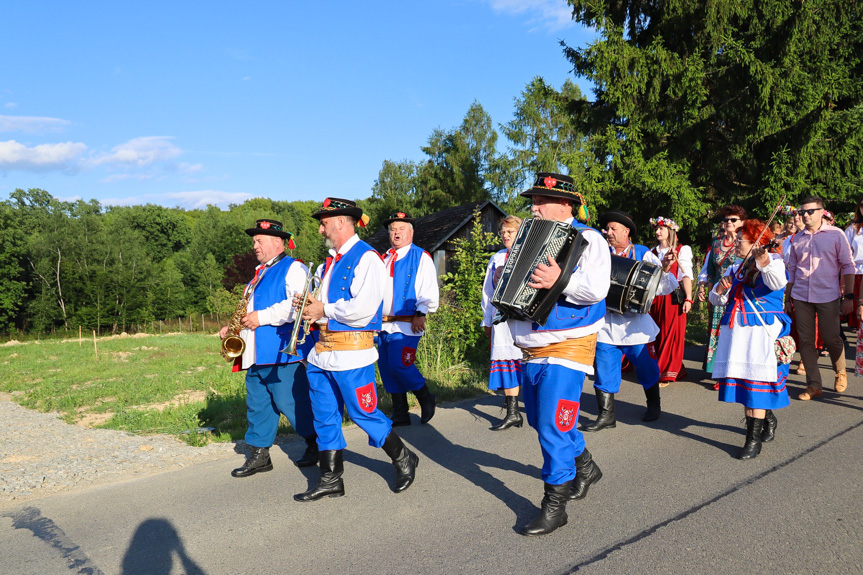 Obchody Nocy Świętojańskiej w Dobrucowej