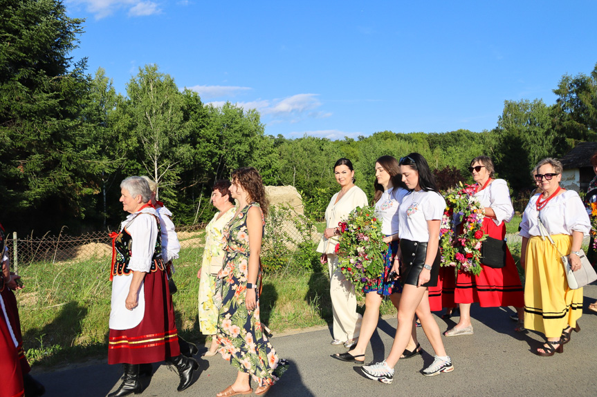 Obchody Nocy Świętojańskiej w Dobrucowej
