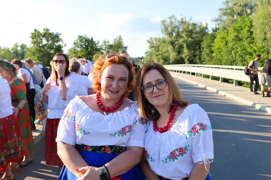 Obchody Nocy Świętojańskiej w Dobrucowej