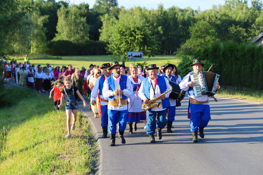 Obchody Nocy Świętojańskiej w Dobrucowej