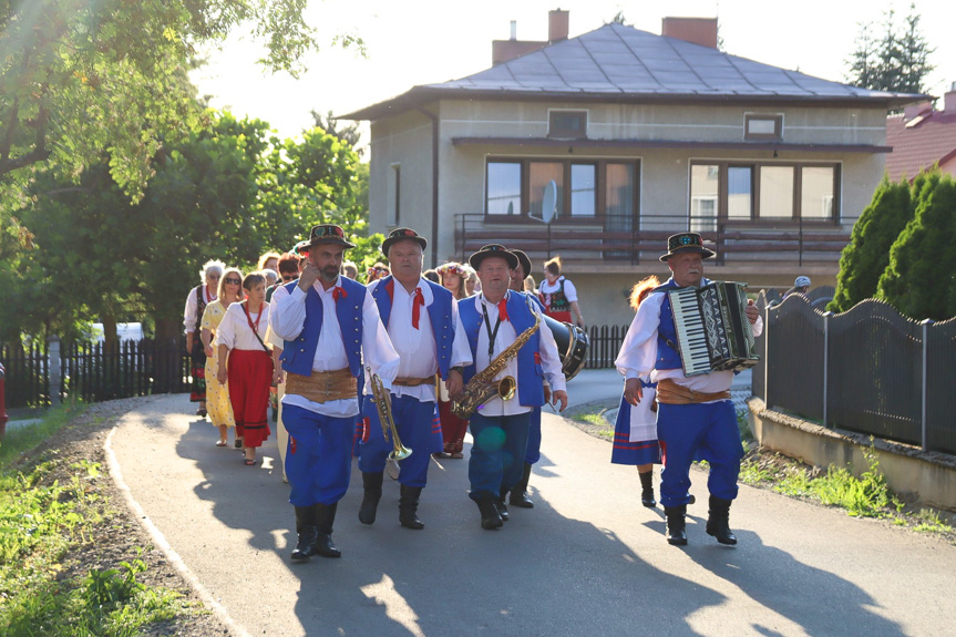 Obchody Nocy Świętojańskiej w Dobrucowej