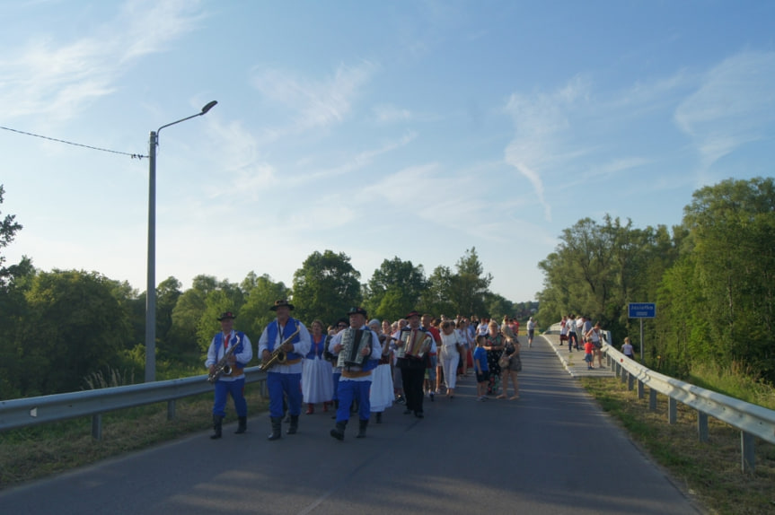 Obchody Nocy Świętojańskiej w Dobrucowej