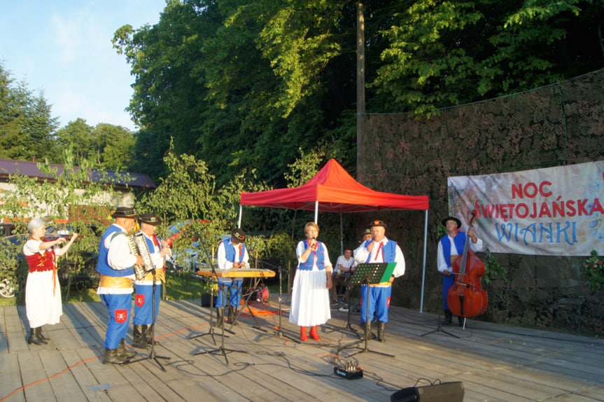 Obchody Nocy Świętojańskiej w Dobrucowej