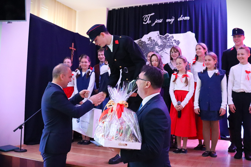Obchody Święta Niepodległości w Dębowcu