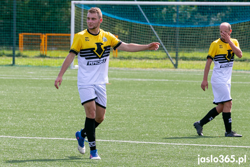 Orzeł Faliszówka - Ostoja Kołaczyce 0:0