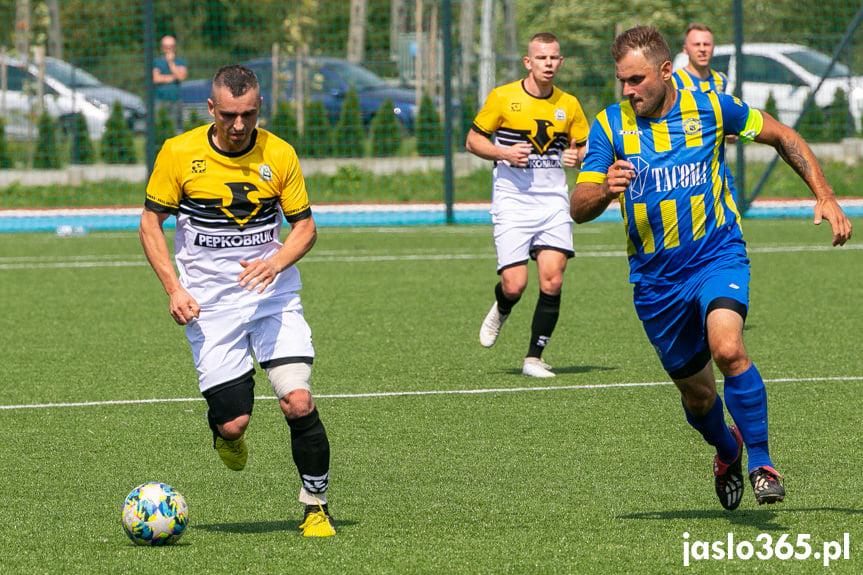 Orzeł Faliszówka - Ostoja Kołaczyce 0:0