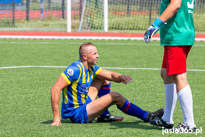 Orzeł Faliszówka - Ostoja Kołaczyce 0:0