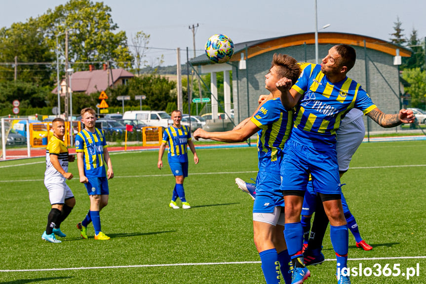 Orzeł Faliszówka - Ostoja Kołaczyce 0:0