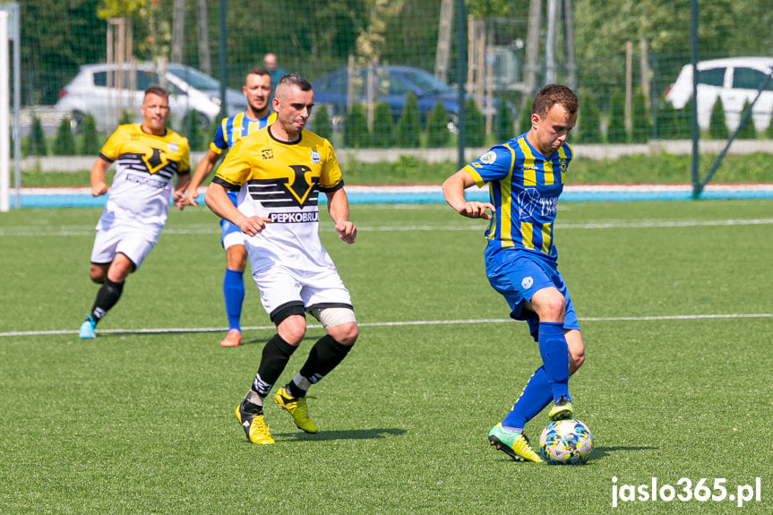 Orzeł Faliszówka - Ostoja Kołaczyce 0:0