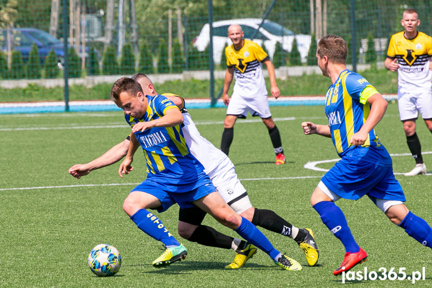 Orzeł Faliszówka - Ostoja Kołaczyce 0:0