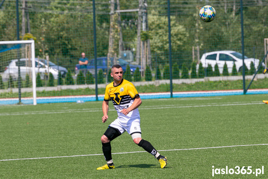 Orzeł Faliszówka - Ostoja Kołaczyce 0:0