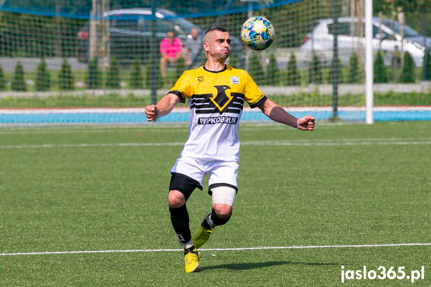 Orzeł Faliszówka - Ostoja Kołaczyce 0:0