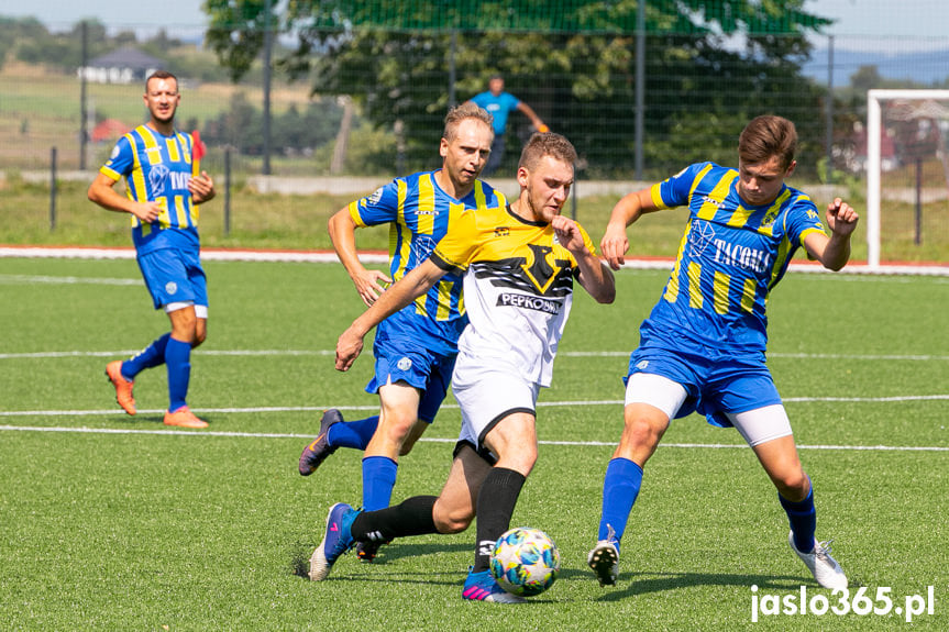 Orzeł Faliszówka - Ostoja Kołaczyce 0:0