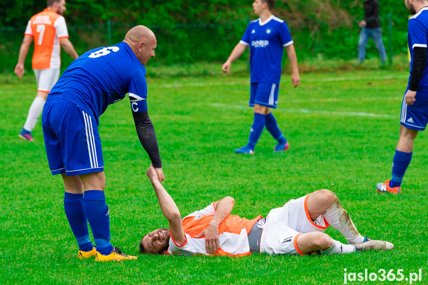 Orzeł Faliszówka - Tempo Nienaszów 2:1