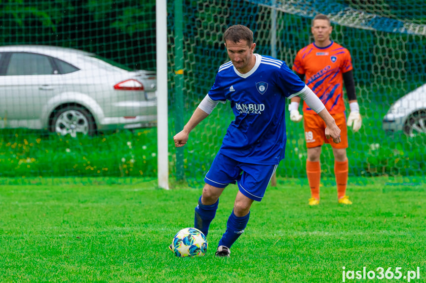 Orzeł Faliszówka - Tempo Nienaszów 2:1