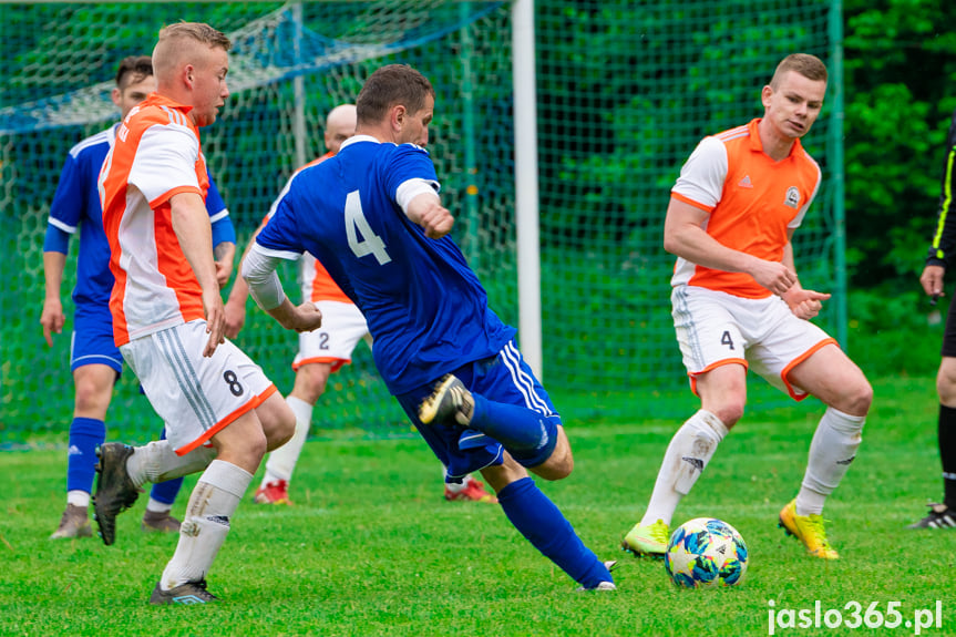 Orzeł Faliszówka - Tempo Nienaszów 2:1
