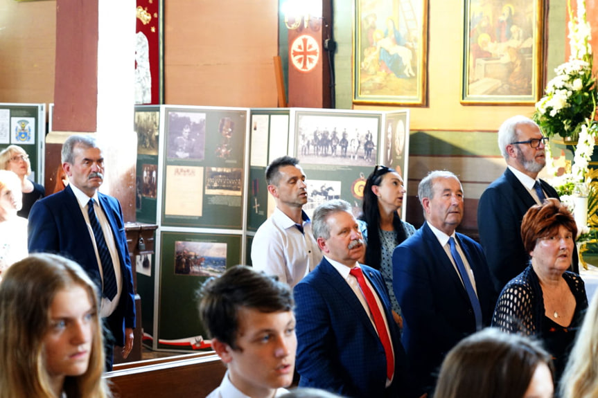 Osłonięcie pomnika mjr Henryka Dobrzańskiego "Hubala"