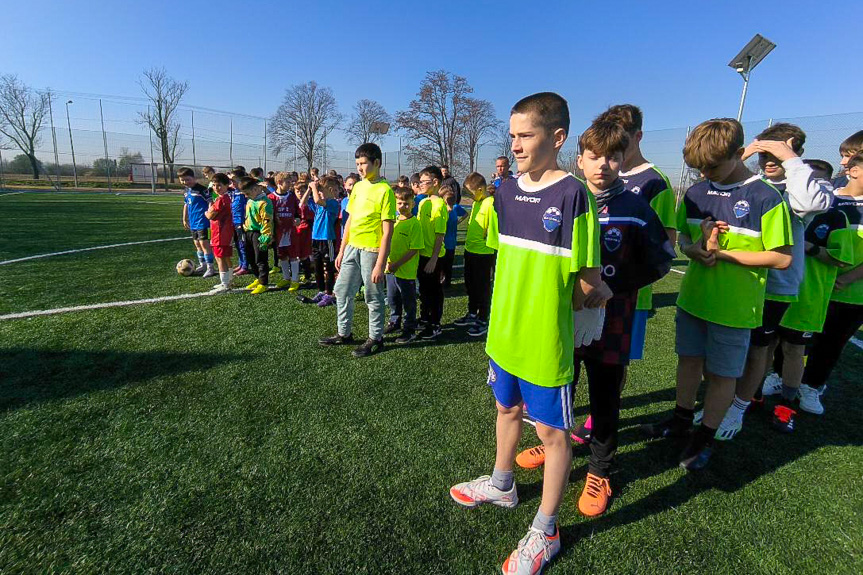 Otwarcie boiska sportowego w Szebniach
