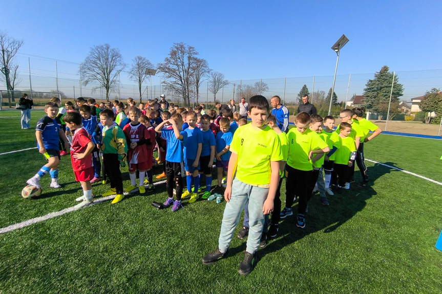 Otwarcie boiska sportowego w Szebniach