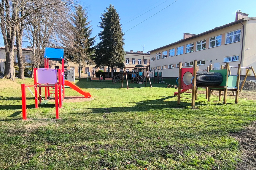 Otwarcie boiska sportowego w Szebniach